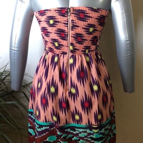MM COUTURE Strapless Dress with Bold Colors / Pattern Size Small - Picture 3 of 7